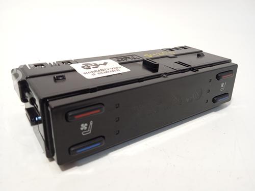 Used Climate control Climate control 19450235 19450235