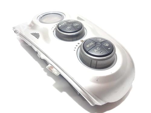 Used Climate control TOYOTA YARIS (_P9_) 1.4 D-4D (NLP90_, NLP90R) (90 hp) 16851390