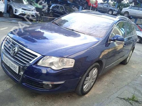 Left front fog light VW PASSAT B6 Variant (3C5) 2.0 TDI 16V | BP15800500C30 