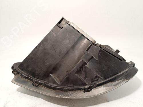 Right headlight CHRYSLER VOYAGER IV (RG, RS) 2.5 CRD | BP31314406C29 