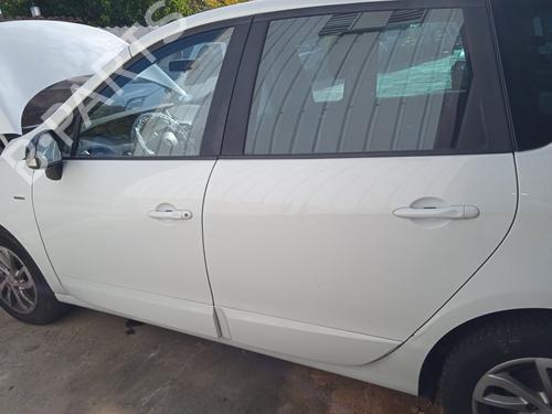 Left front window switch RENAULT SCÉNIC III (JZ0/1_) 1.2 TCe | BP30588490I27 