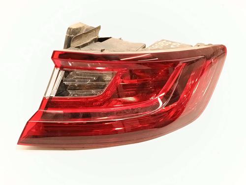 right-taillight-renault-megane-iv-hatchback-b9amn_-2015-39560536 main image