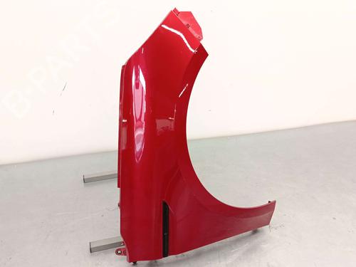 right-front-fenders-renault-megane-iv-hatchback-b9amn_-2015-37692351 main image