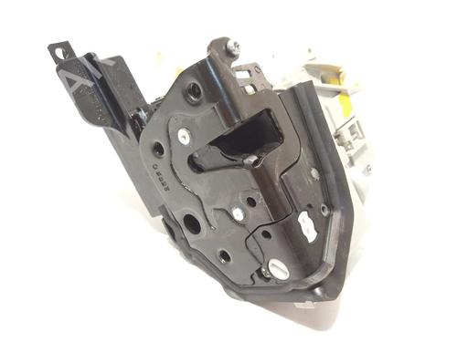 front-right-lock-porsche-macan-95b-8j1837016e-2014-16659271 main image