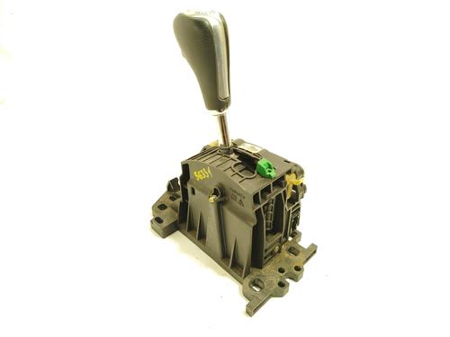 Gear lever LAND ROVER RANGE ROVER SPORT I (L320) 2.7 D 4x4 UCB500092