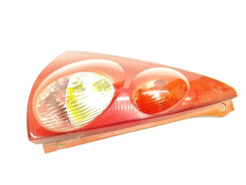 Left taillight PEUGEOT 107 (PM_, PN_) 1.0 | BP25132673C34