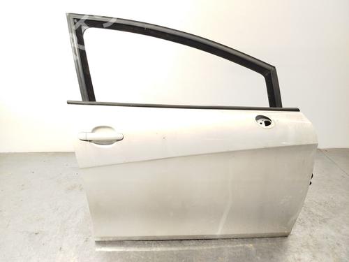 Used Right front door SEAT LEON (1P1) 1.4 TSI (125 hp) 26145095