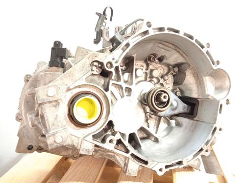 manual-gearbox-hyundai-i30-fd-4300032360-waj6h-2007-2008-2009-2010-2011-2012-19286639 main image