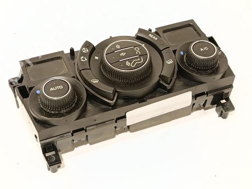 Commande Chauffage Commande Chauffage PEUGEOT 5008 (0U_, 0E_) 1.6 BlueHDi 120 (120 hp) 36013941 36013941