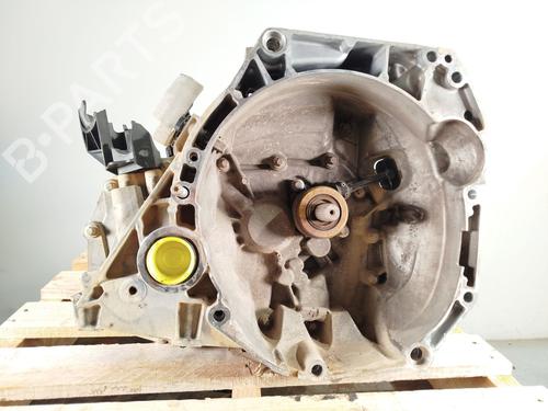 gearbox-nissan-micra-v-k14-2016-33796163 main image