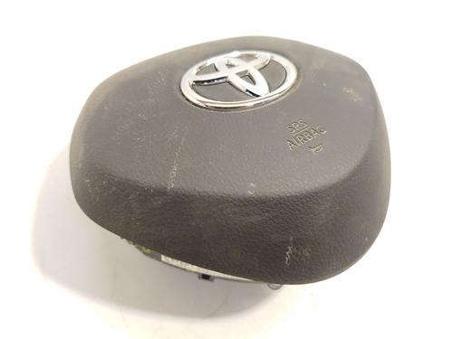 driver-airbag-toyota-c-hr-_x1_-2016-24553833 main image