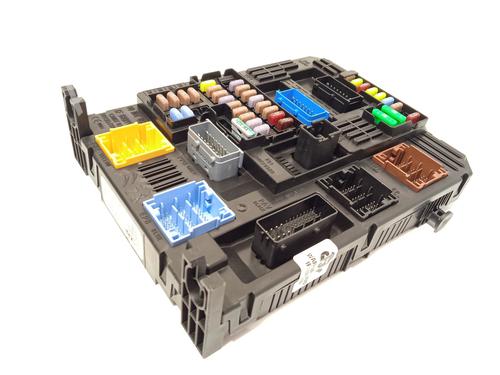 Used Fuse box Fuse box 24199212 24199212