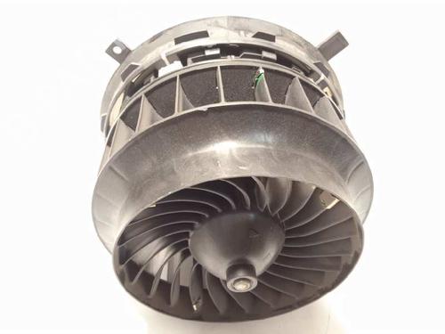Heater blower motor MERCEDES-BENZ GLC (X253) 220 d 4-matic (253.915) | BP14832260M62 