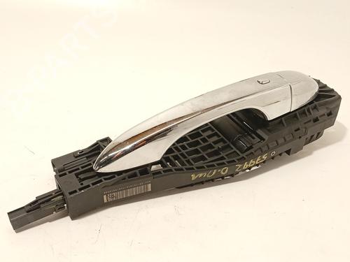 Used Front right exterior door handle Front right exterior door handle 33704657 33704657