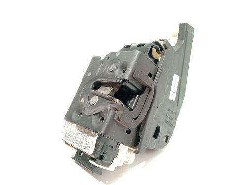 front-right-lock-maserati-levante-suv-m161-2016-33704639 main image