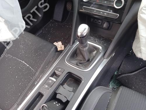 Electronic module RENAULT MEGANE IV Hatchback (B9A/M/N_) 1.3 TCe 140 (B9NB) | BP28152630M83