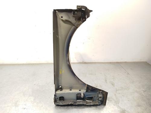 Left front fenders LAND ROVER RANGE ROVER III (L322) 4.4 D 4x4 | BP21094266C41 