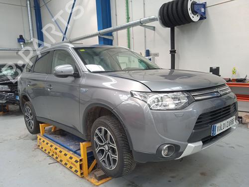 Used Parts MITSUBISHI OUTLANDER III (GG_W, GF_W, ZJ, ZL, ZK)  2.0 Hybrid 4WD (GG2W)  4559584
