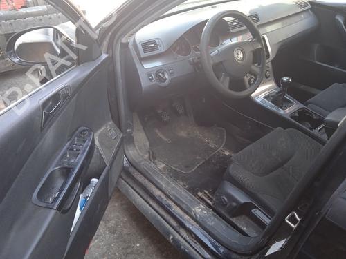 Right headlight VW PASSAT B6 Variant (3C5) 2.0 TDI 16V | BP28153166C29