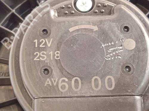 Heater blower motor HONDA CR-V IV (RM_) 1.6 i-DTEC (RE6) | BP12926097M62 