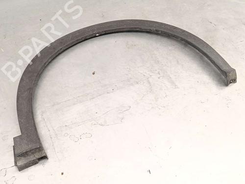 Used Front right wheel arch trim Front right wheel arch trim 38772826 38772826