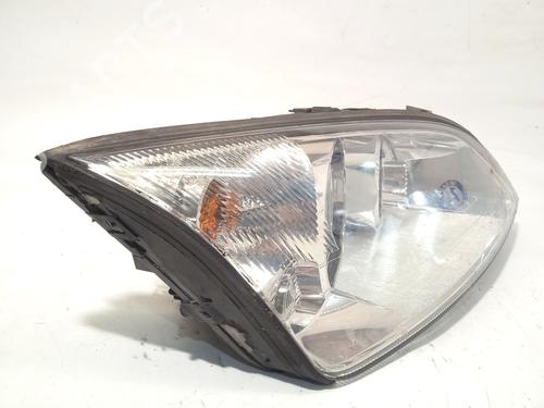 Right headlight FORD MONDEO III (B5Y) 2.0 16V TDDi / TDCi | BP28125784C29 