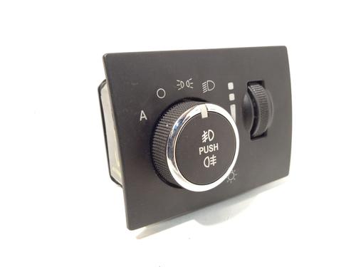 Used Headlight switch JEEP GRAND CHEROKEE IV (WK, WK2) 3.0 CRD V6 4x4 (190 hp) 24466603