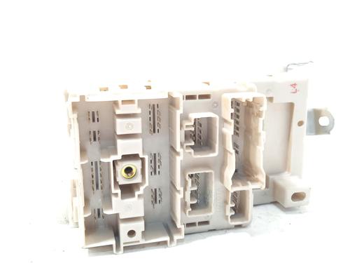 Used Fuse box TOYOTA RAV 4 II (_A2_) 2.0 4WD (ACA21, ACA20) (150 hp) 27676618