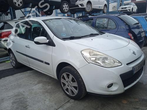 Brugte RENAULT CLIO III (BR0/1, CR0/1) 1.2 16V (BR02, BR0J, BR11, CR02, CR0J, CR11) (75 hp) 4359742