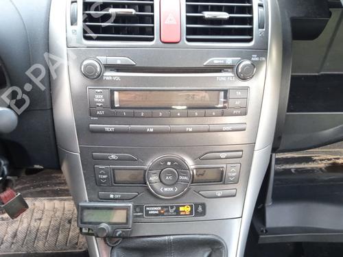 Left front window switch TOYOTA AURIS (_E15_) 1.4 D-4D (NDE150_, NDE150R) | BP31190315I27 