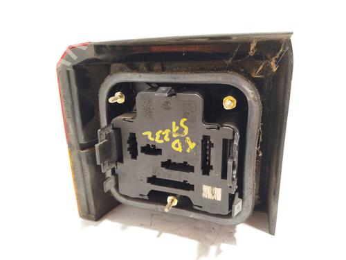 Høyre baklys VW TRANSPORTER T4 Bus (70B, 70C, 7DB, 7DK, 70J, 70K, 7DC, 7DJ) 2.5 TDI | BP31060839C35