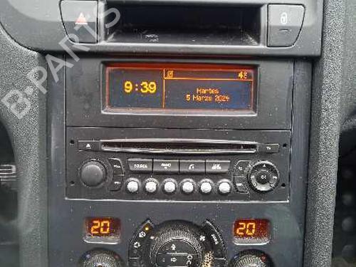 Left front door PEUGEOT 5008 (0U_, 0E_) 1.6 HDi | BP17809581C2