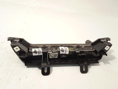 Switch PEUGEOT 208 II (UB_, UP_, UW_, UJ_) 1.2 PureTech 130 | BP28577333I30