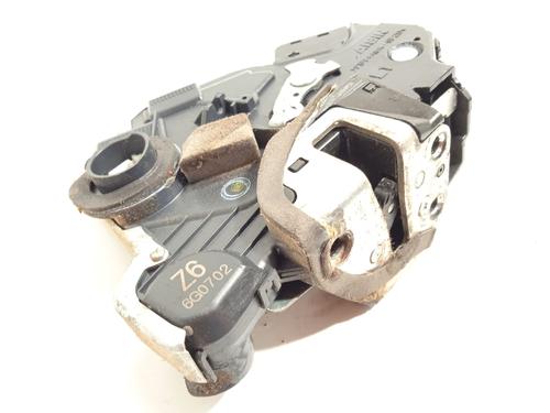 front-left-lock-lexus-rx-_u3_-400h-awd-mhu38_-mhu38r-6904048070-2003-2004-2005-2006-2007-2008-19801650 main image