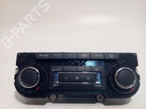 Used Climate control SKODA OCTAVIA II (1Z3) 1.9 TDI (105 hp) 4652376