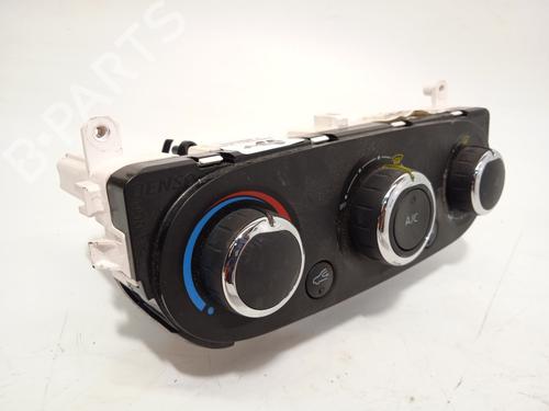 climate-control-renault-captur-i-j5_-h5_-2013-24977525 main image