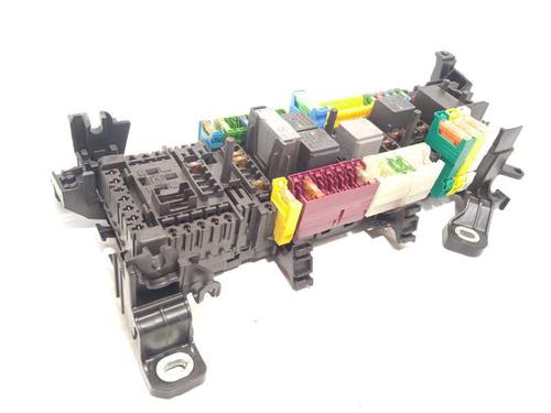 Used Fuse box Fuse box 10113067 10113067