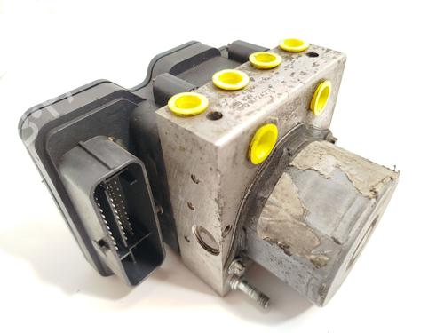 Used ABS pump RENAULT KADJAR (HA_, HL_) 1.5 dCi 110 (HLA3) (110 hp) 24139847