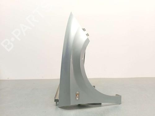 Used Right front fenders Right front fenders 39240952 39240952