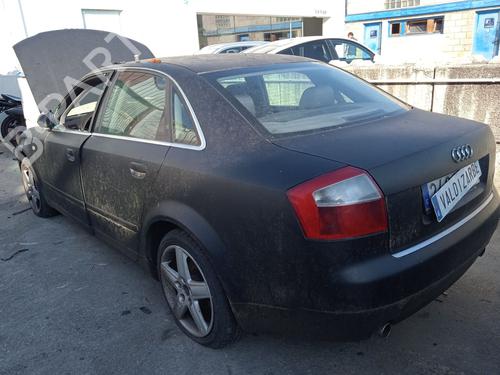 Left headlight AUDI A4 B7 (8EC) 1.8 T | BP27693476C28 