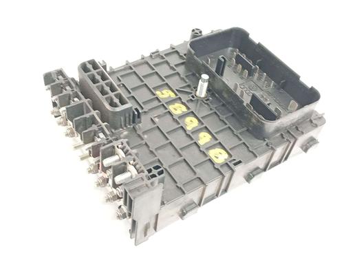 Fuse box VW PASSAT B7 Variant (365) 2.0 TDI | BP38518082E1 - Image 3