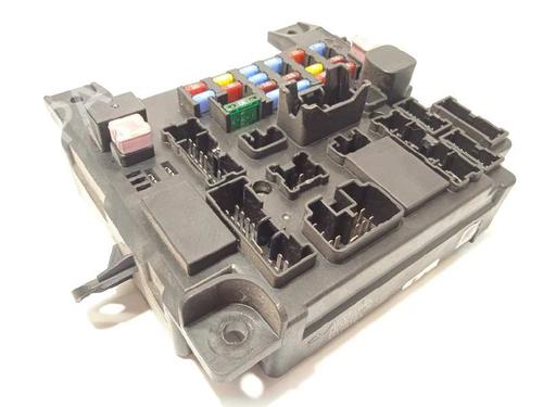 Used Fuse box Fuse box 13018295 13018295