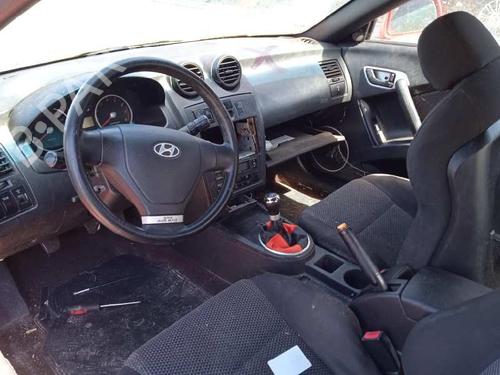 Left headlight HYUNDAI COUPE I (RD) 2.0 16V | BP17740112C28 