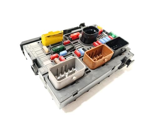 fuse-box-citroen-jumpy-ii-vf7-2007-2008-2009-2010-2011-2012-2013-2014-2015-2016-34715914 main image