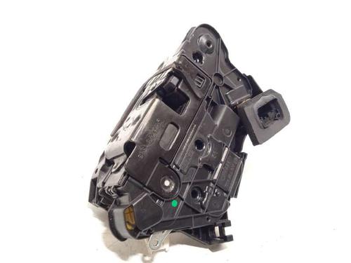 Used Front left lock Front left lock 16658326 16658326