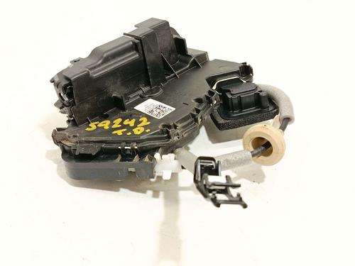 rear-right-lock-vw-passat-b8-variant-3g5-cb5-2014-39466158 main image