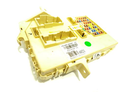 fuse-box-hyundai-i30-gd-2011-23537364 main image