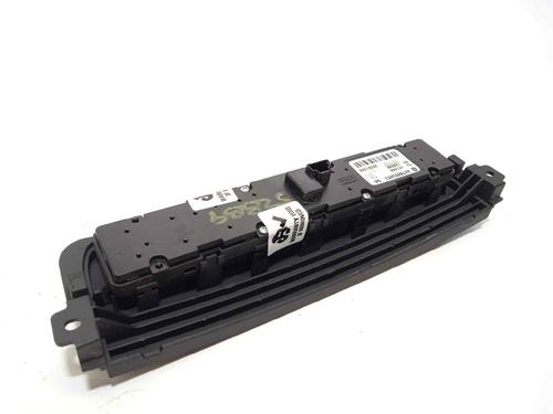 Switch MERCEDES-BENZ VITO Tourer (W447)  | BP16748332I30 
