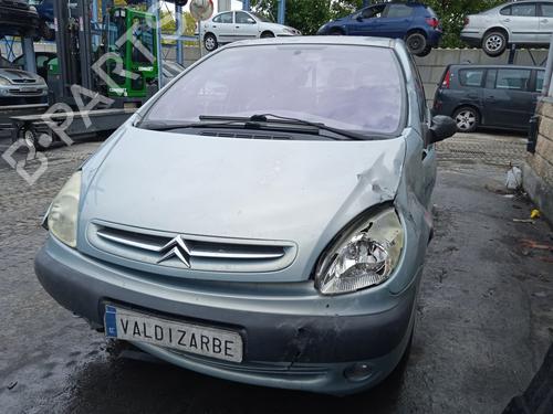 Right taillight CITROËN XSARA PICASSO (N68) 2.0 HDi | BP30106056C35