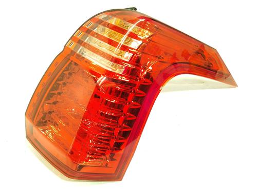 Used Right taillight PEUGEOT 5008 (0U_, 0E_) 1.6 HDi (112 hp) 28153169